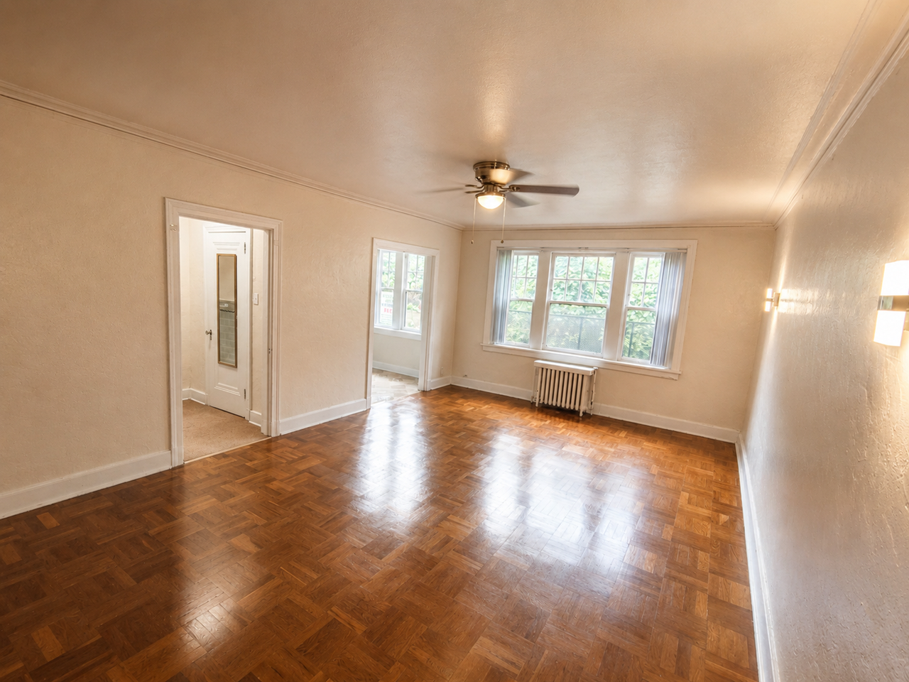 Phillips Avenue Apartments - Photo 2 of 5