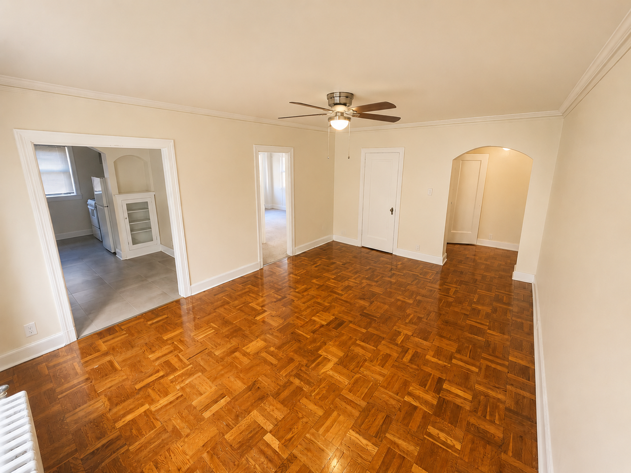 Phillips Avenue Apartments - Photo 3 of 5