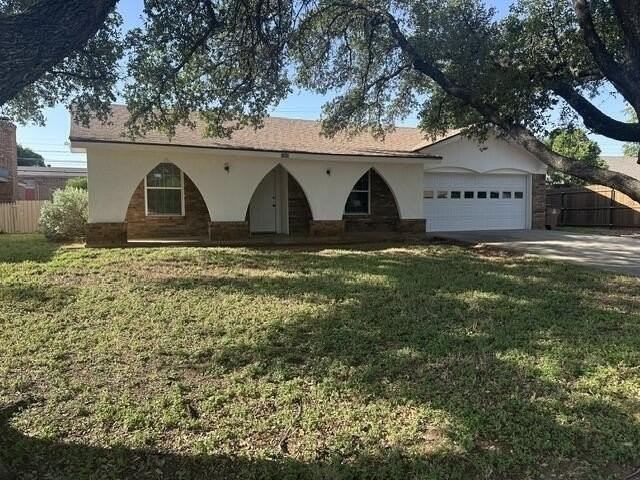 3909 Robin Hood Trl - Photo 2 of 21