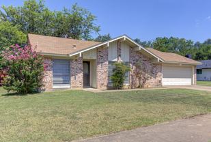 11604 Elk Park Trl - Photo 1 of 1