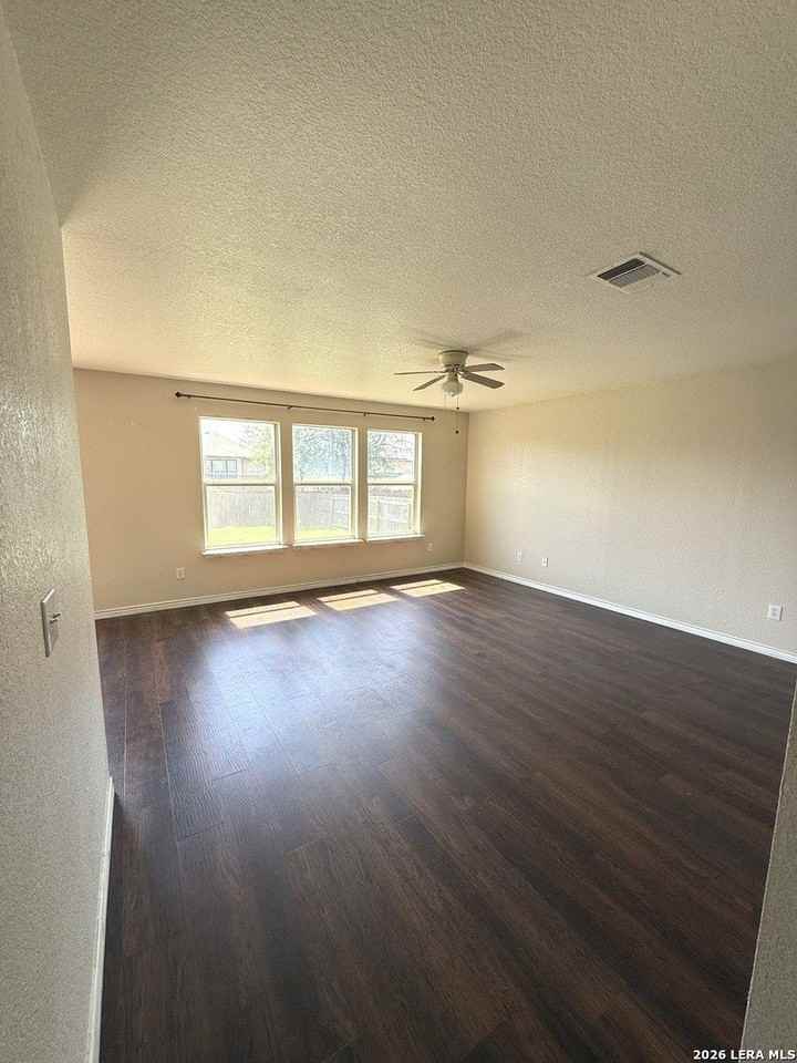 9310 Dublin Grn - Photo 7 of 18