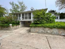 featured image of 102 N Pier St