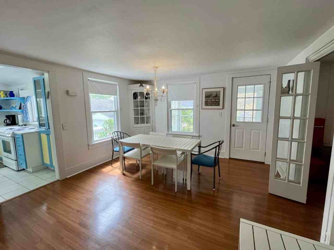 102 N Pier St - Photo 6 of 31