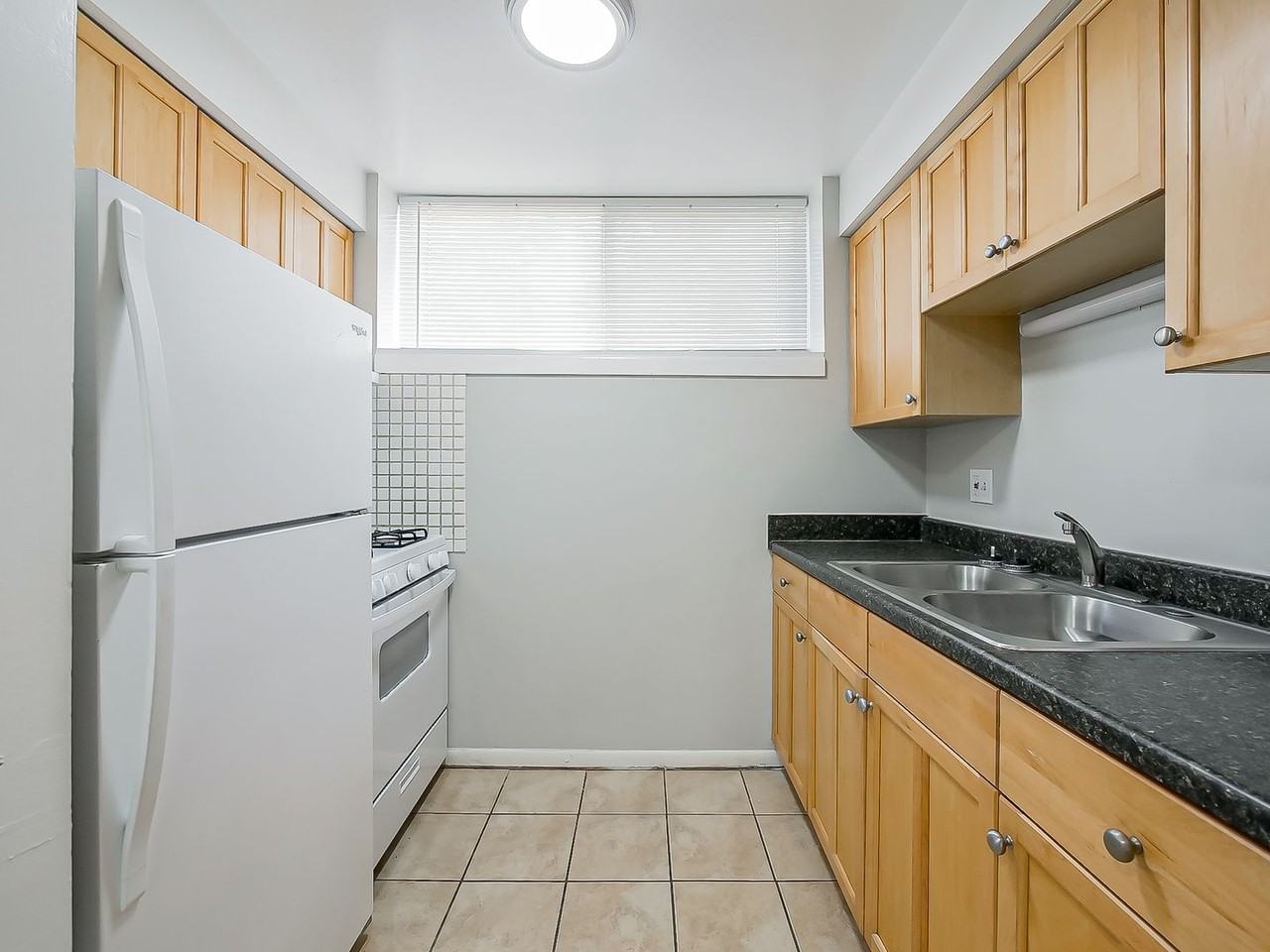 162 Summit View Ct - Photo 2 of 28