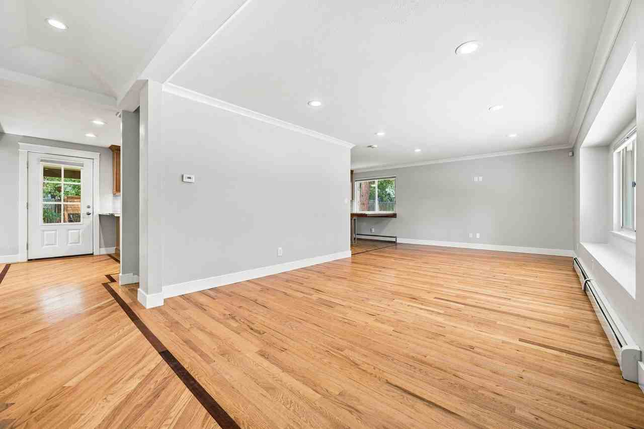 2673 Taft St - Photo 7 of 26