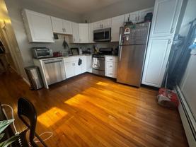 818 Parker St - Photo 1 of 1