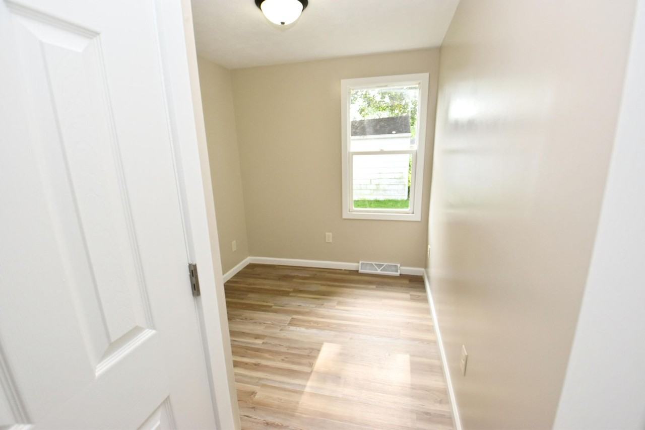 1014 W Bryan St - Photo 7 of 15