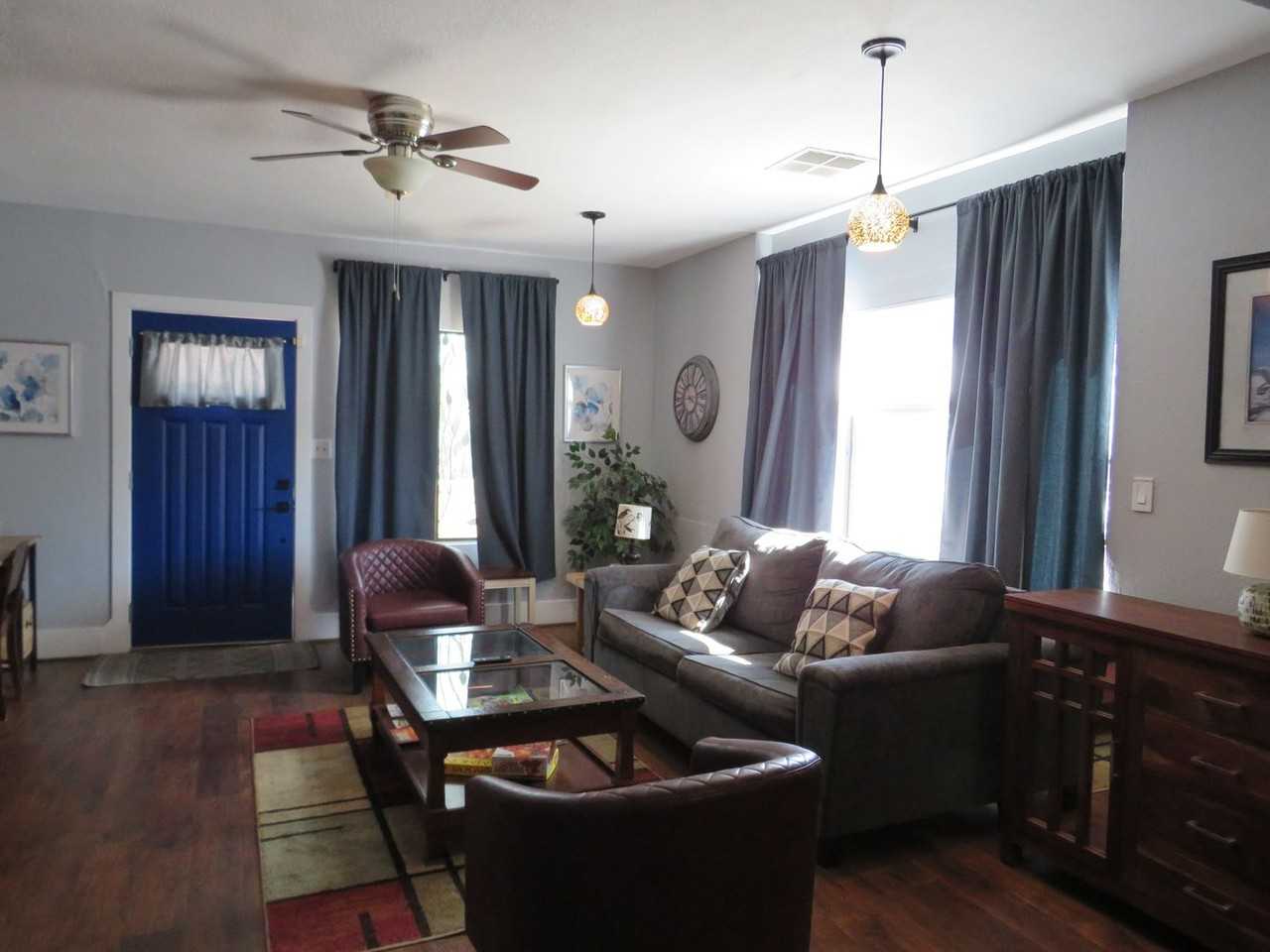 131 E Speedway Blvd - Photo 4 of 23