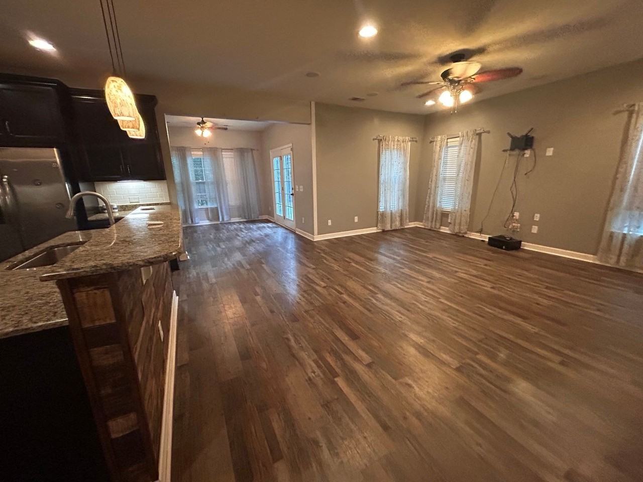 3706 Crescent Way - Photo 5 of 34