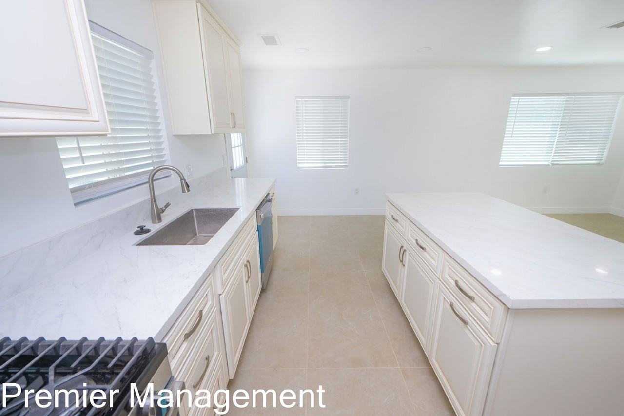 605 Prescott Ave - Photo 5 of 25