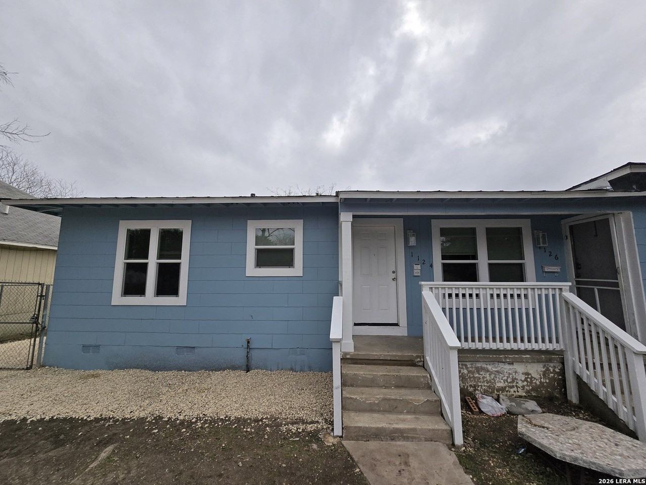 1124 Fenfield Ave