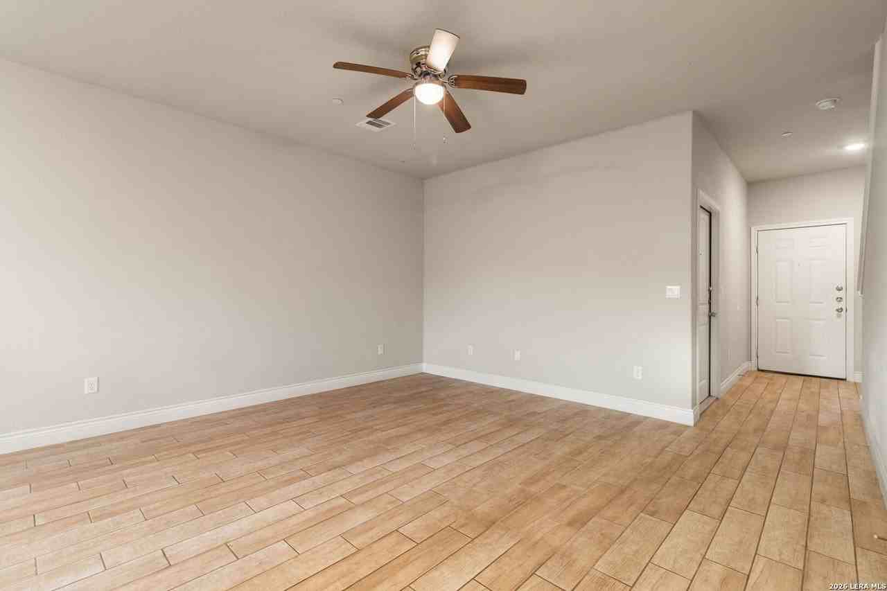 7314 Savannah Brks - Photo 3 of 16