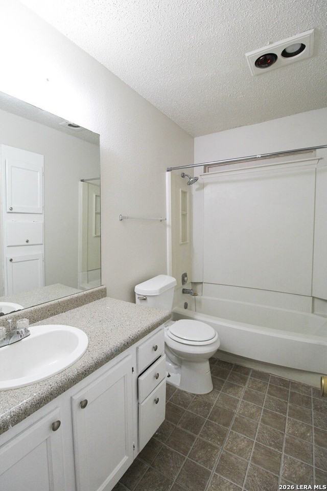 4724 Oakfield Way - Photo 7 of 14