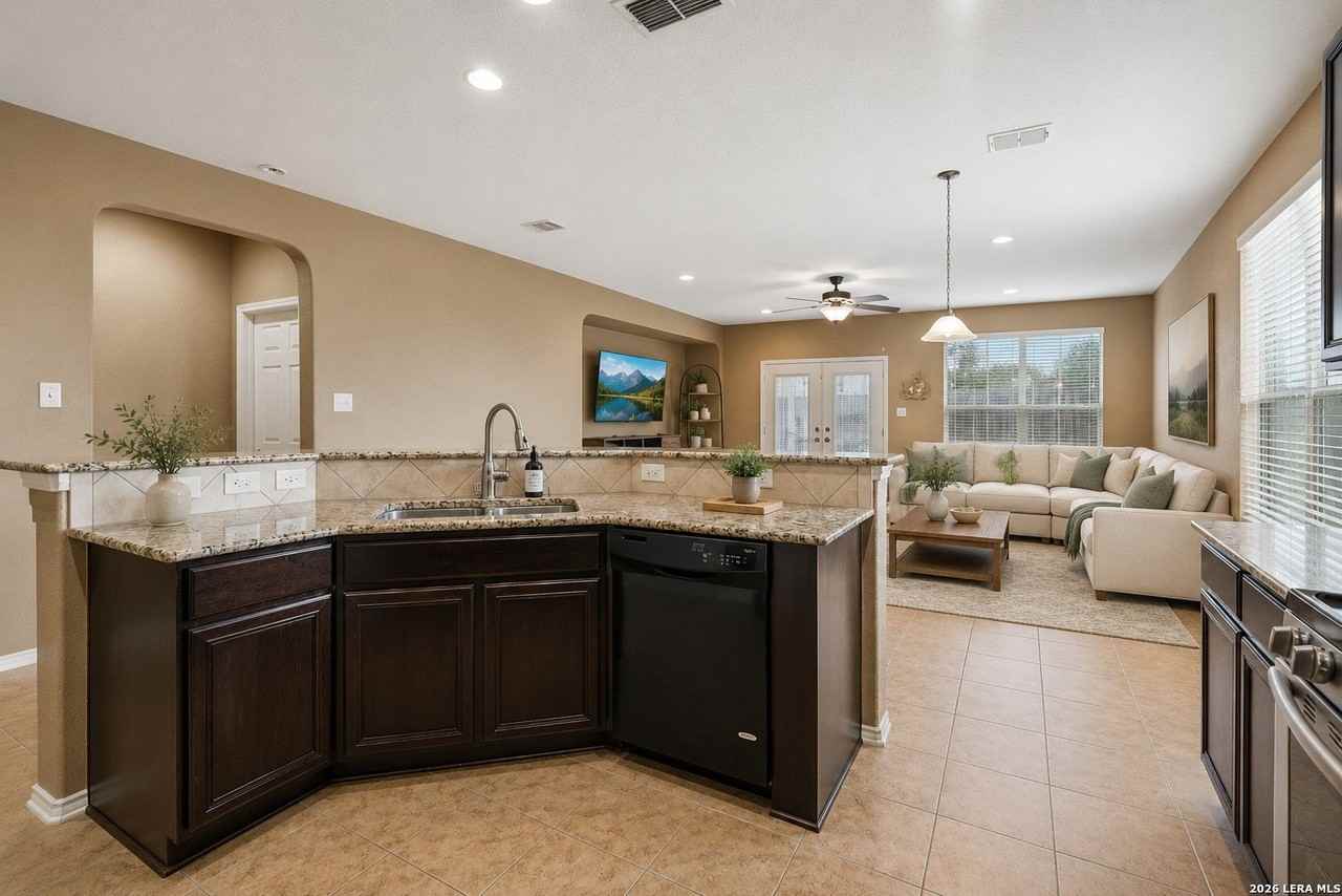 7742 Robert Mondavi - Photo 5 of 13