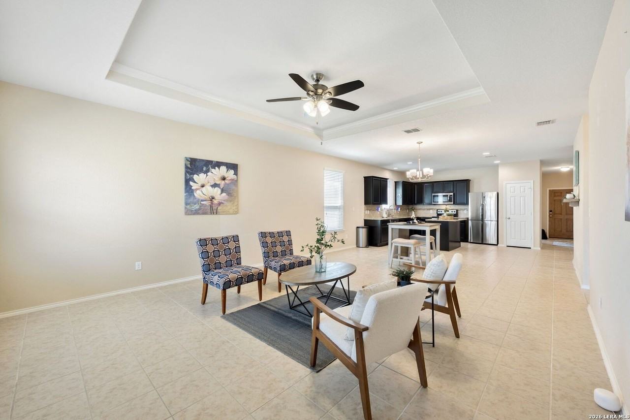 8722 Buggy Ln - Photo 4 of 22