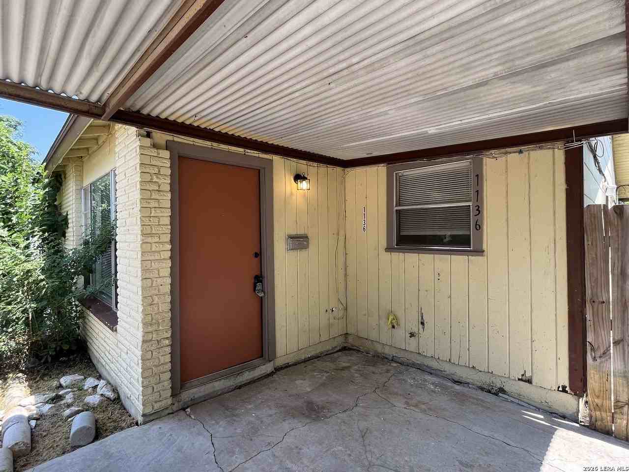 1136 San Francisco - Photo 2 of 20