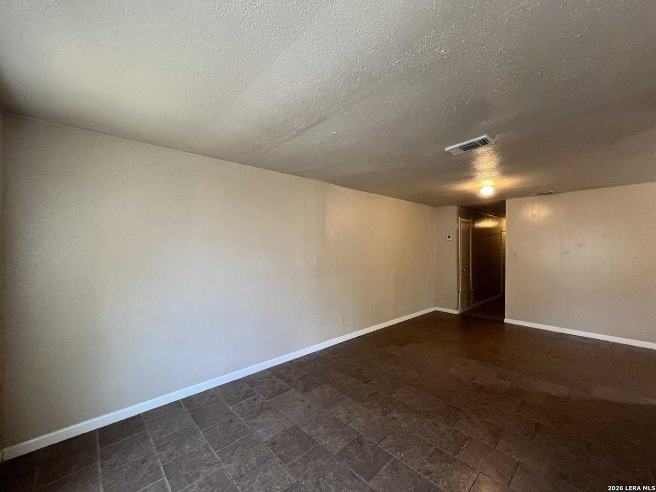 1136 San Francisco - Photo 3 of 20