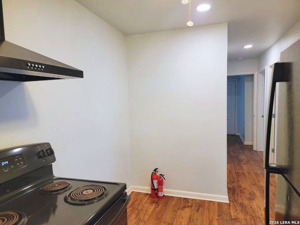 622 Bexar Dr - Photo 6 of 12