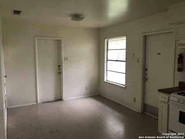 6007 Misty Valley Dr - Photo 3 of 9