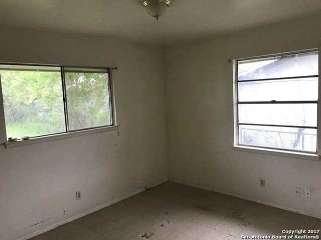 6007 Misty Valley Dr - Photo 6 of 9