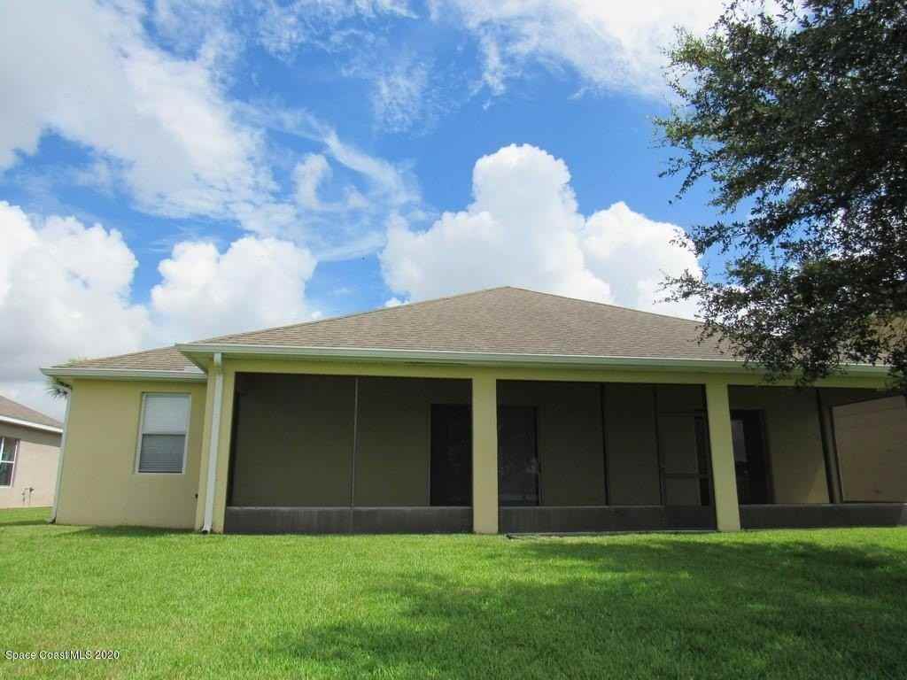 1741 Bridgeport Cir - Photo 6 of 33
