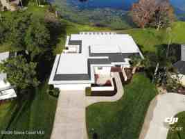 featured image of 1080 Park Ridge Pl