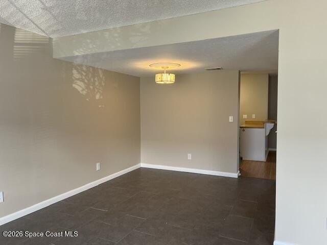 1514 Manor Dr Ne - Photo 5 of 21