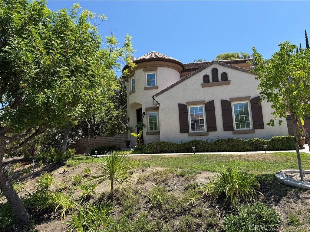 1756 Sandtrap Dr - Photo 2 of 19