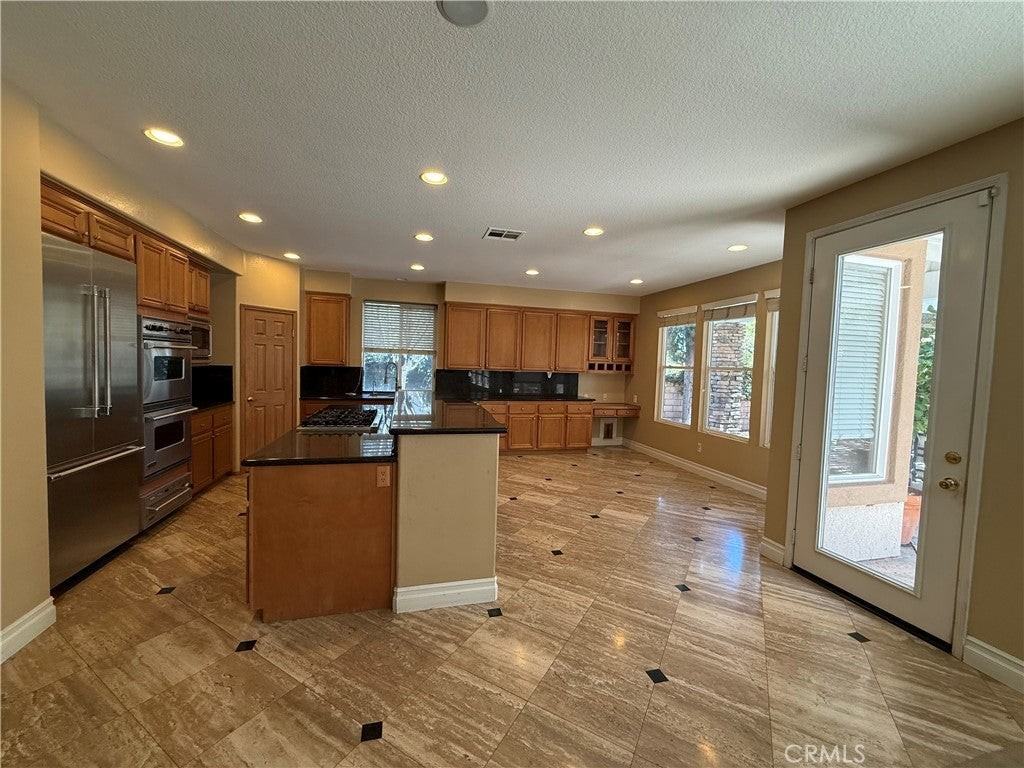 1756 Sandtrap Dr - Photo 6 of 19