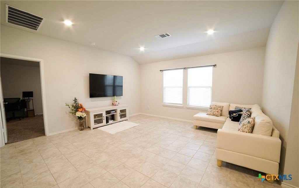 9700 Falme Ln - Photo 6 of 17