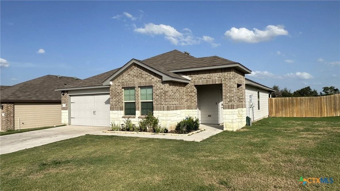 2518 Merganser Dr - Photo 2 of 21