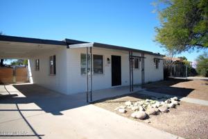 featured image of 4650 E 16th St