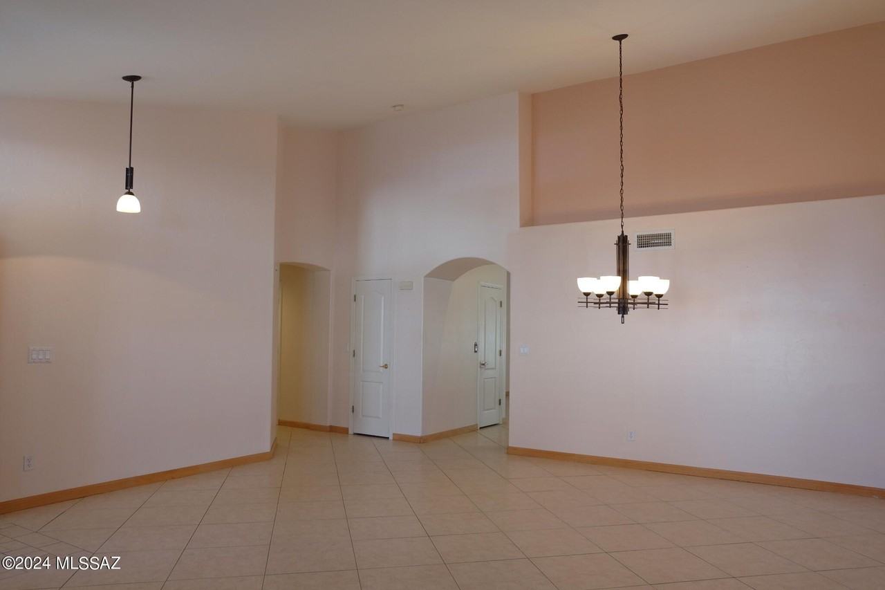 6831 W Rifle Way - Photo 6 of 39