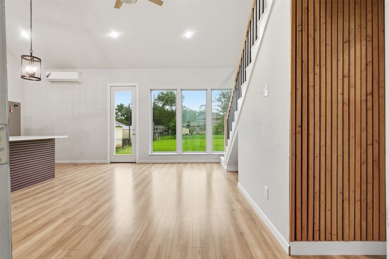 3209 Pennsylvania Rd - Photo 2 of 18