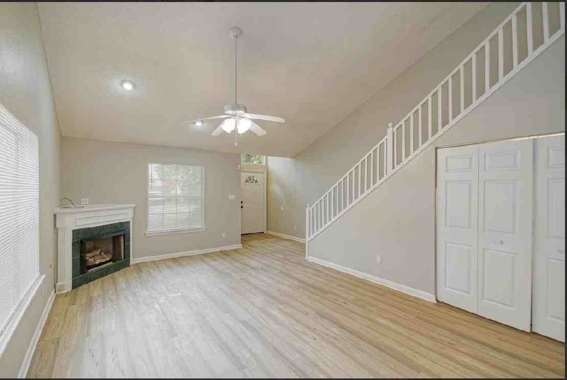 3385 Tansey Ct - Photo 2 of 20