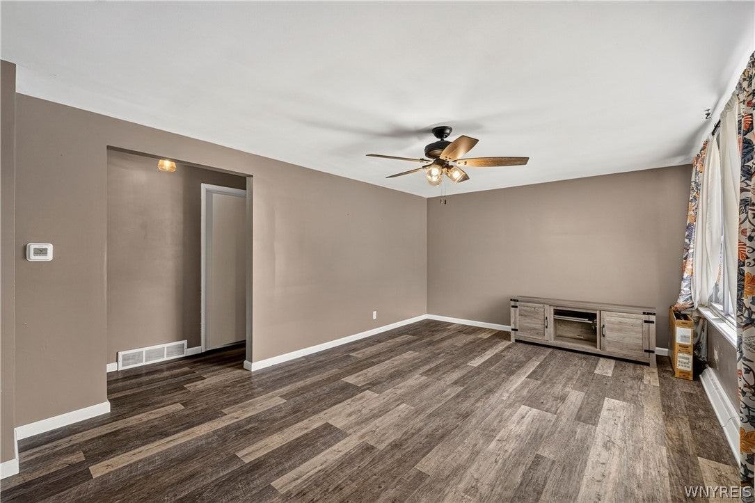 28 Parkview Ter - Photo 3 of 27