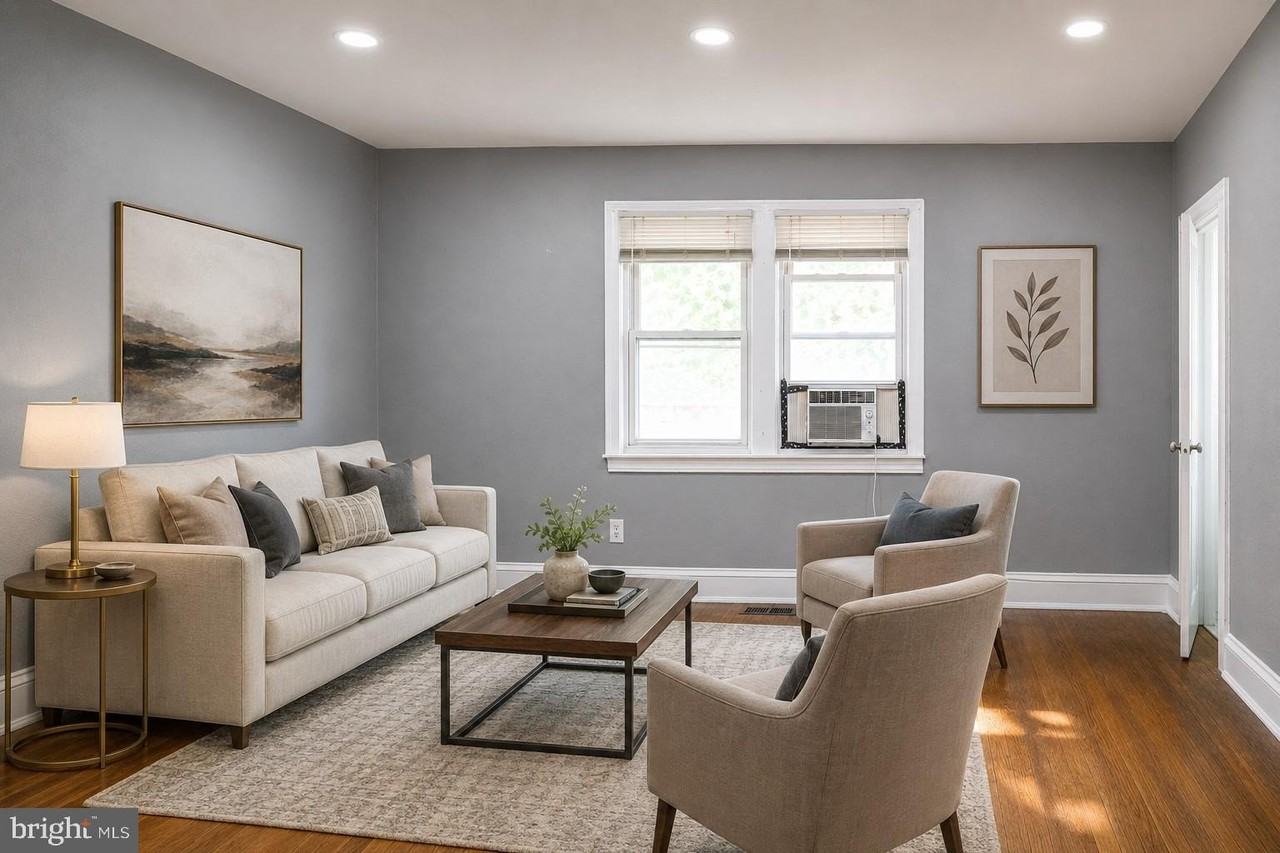 1329 Orren St Ne #2 - Photo 6 of 16