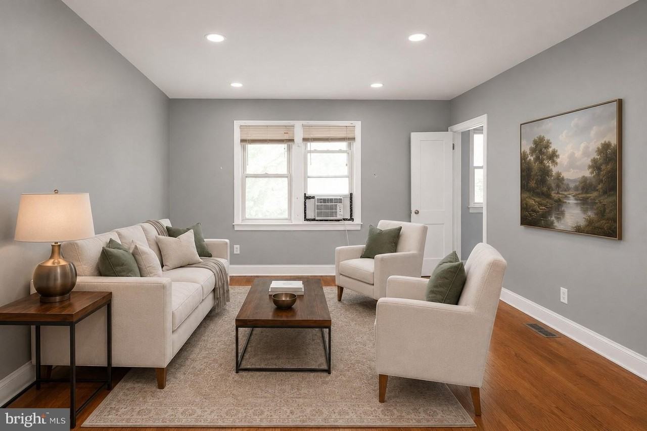 1329 Orren St Ne #2 - Photo 7 of 16