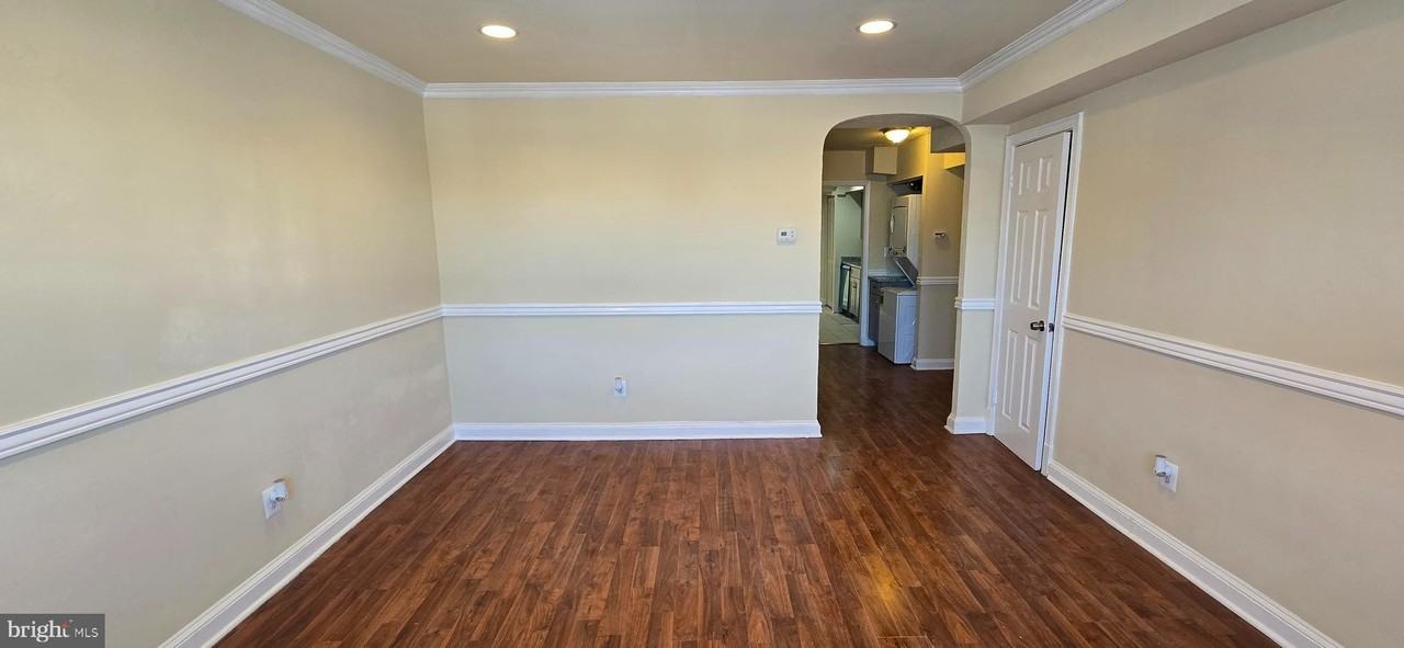 1255 Meigs Pl Ne #3 - Photo 3 of 13