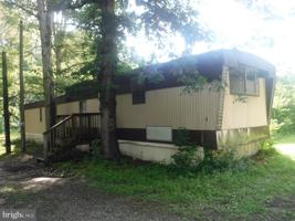 featured image of 4 Fern Cir #4