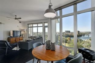 603 Davis St - Photo 1 of 1