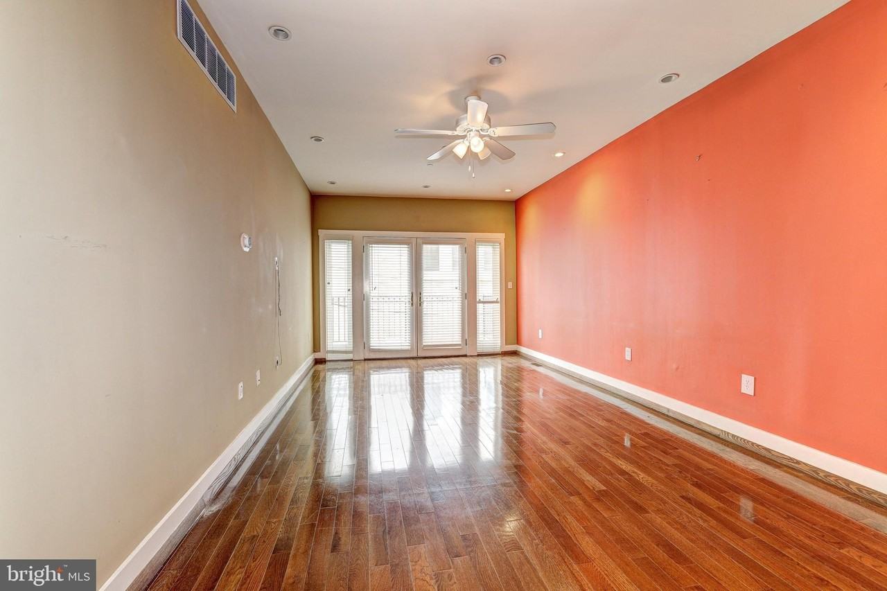 1724 Fleet St - Photo 5 of 27