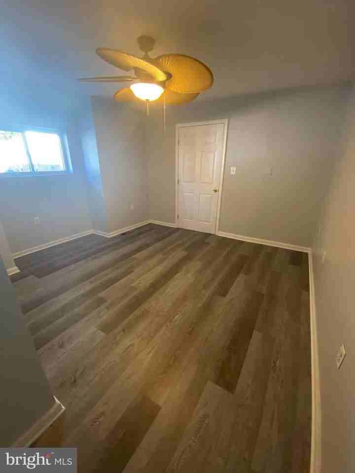 619 Franklin Ave - Photo 5 of 17