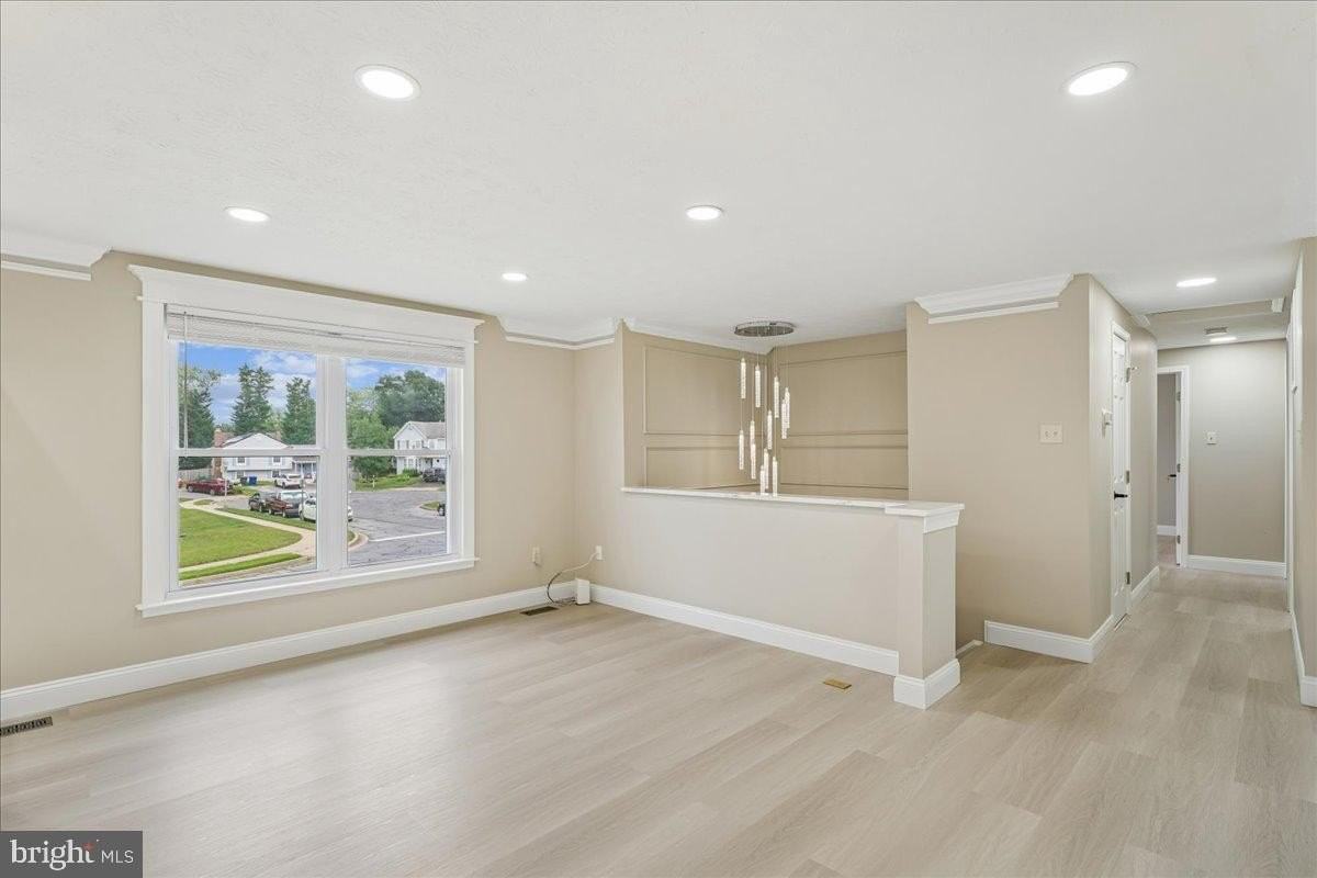 1315 Danberry Dr - Photo 6 of 30