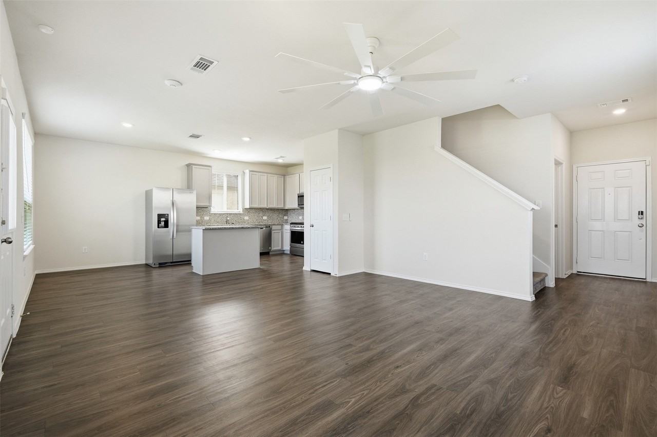 25626 Pannier Pl - Photo 6 of 31