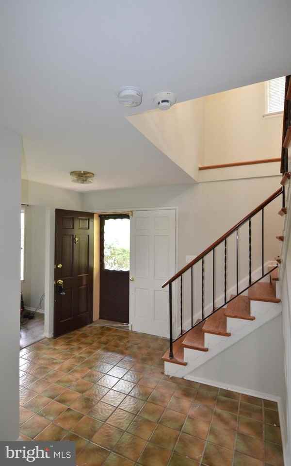14011 Eagle Ct - Photo 5 of 29