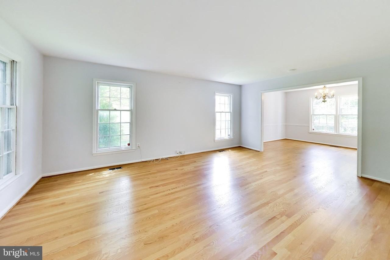 991 Farm Haven Dr - Photo 7 of 50