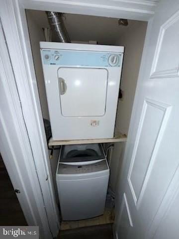 13016 Shadyside Ln #230 - Photo 7 of 9