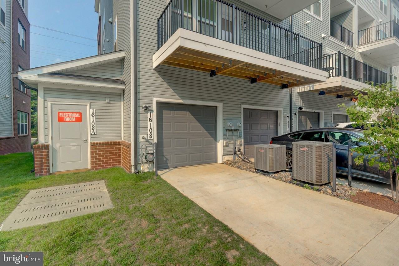 16108 Frederick Rd - Photo 2 of 49