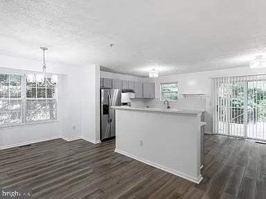 10400 Vista Gardens Dr - Photo 5 of 30